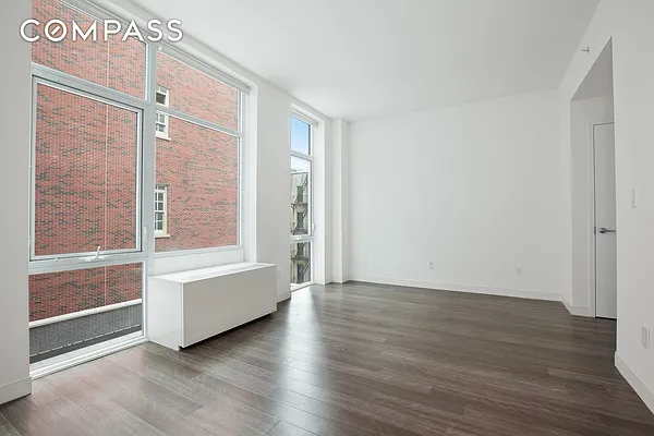 Rented by Compass | media 25