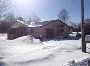 1336 Riverview Dr, Kingsford, MI 49802
