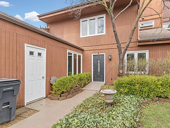 5th image of 602 Huntridge Dr
