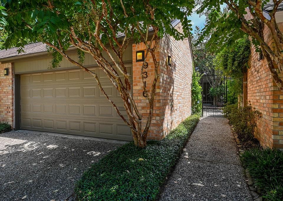 1st image of 9316 Briar Forest Dr