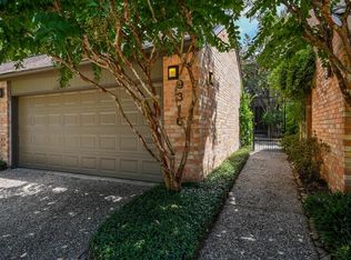 9316 Briar Forest Dr, Houston, TX 77063