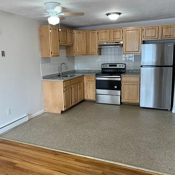 580 Cummins Hwy #14 — Photo 1