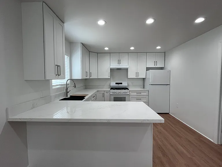 3913 San Lorenzo Ct #1 — Photo 2