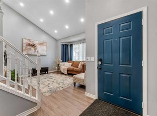 63 Erin Green Way SE, Calgary, AB T2B3C3