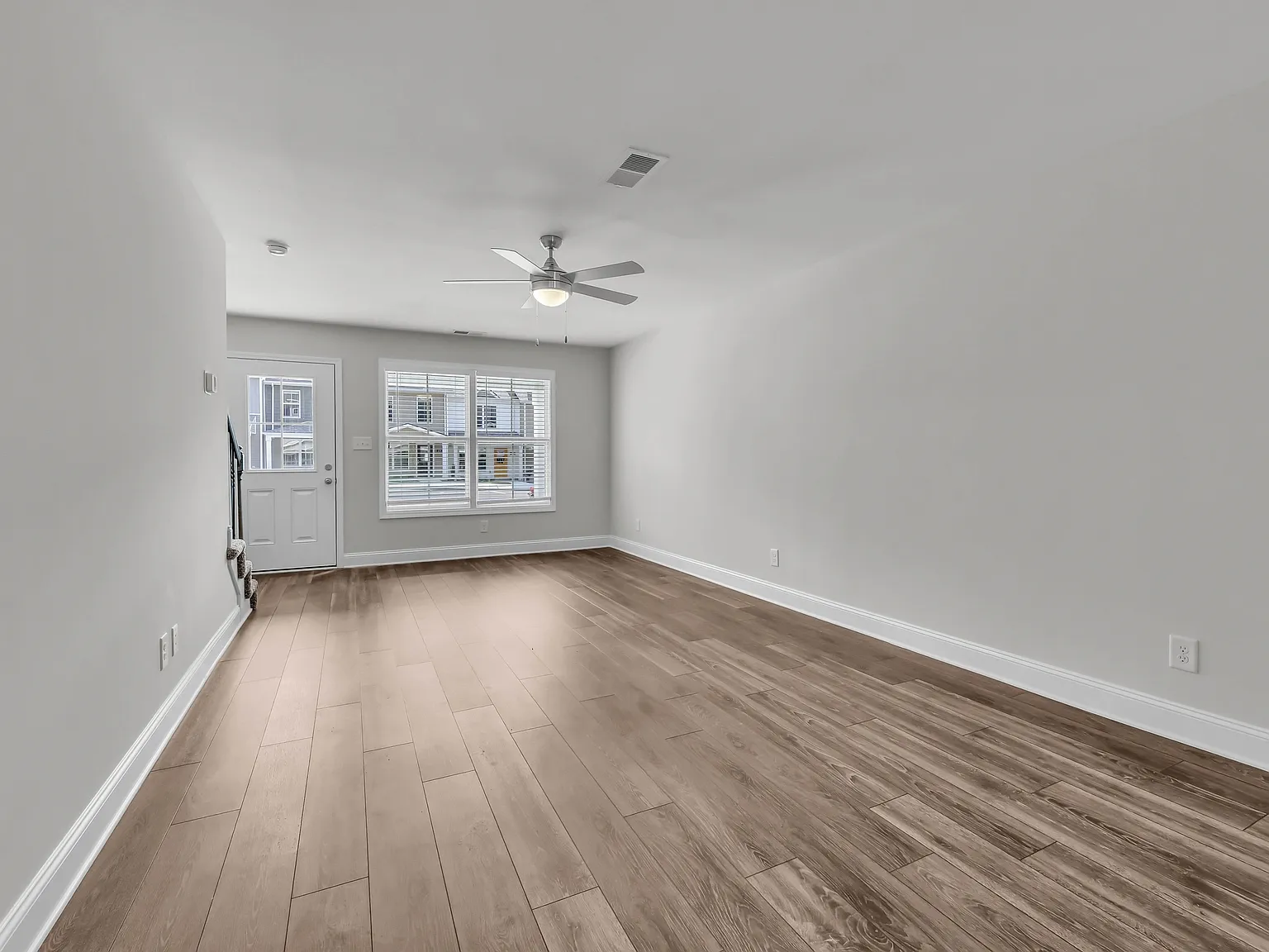 213 Limestone Point Drive - 1 — Photo 2