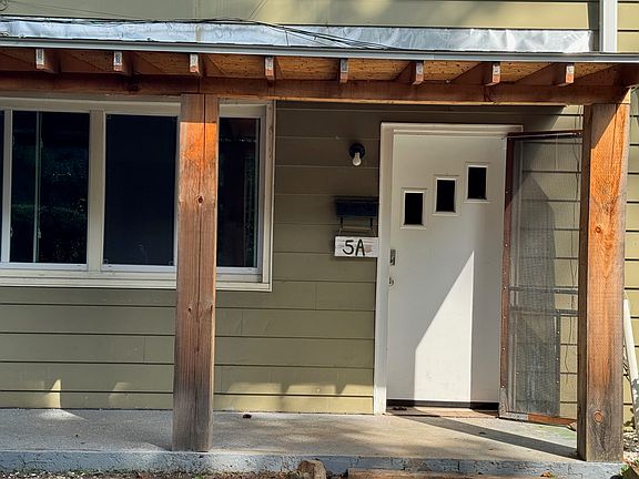 Entrance and patio