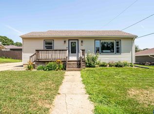 114 9th Ave SE, Le Mars, IA 51031