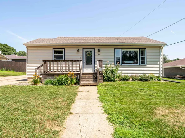 114 9th Ave SE, Le Mars, IA 51031