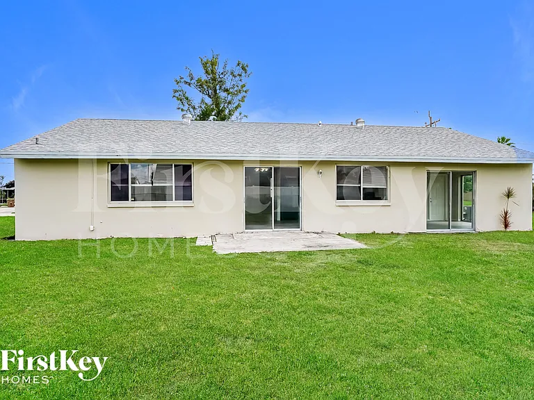 1428 SE 30th Ter — Photo 14