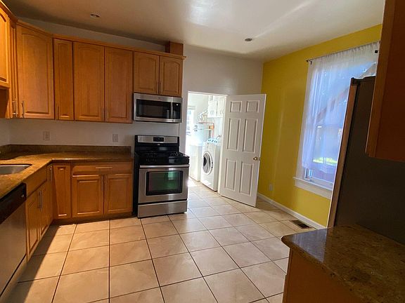 4th image of 783 20th St