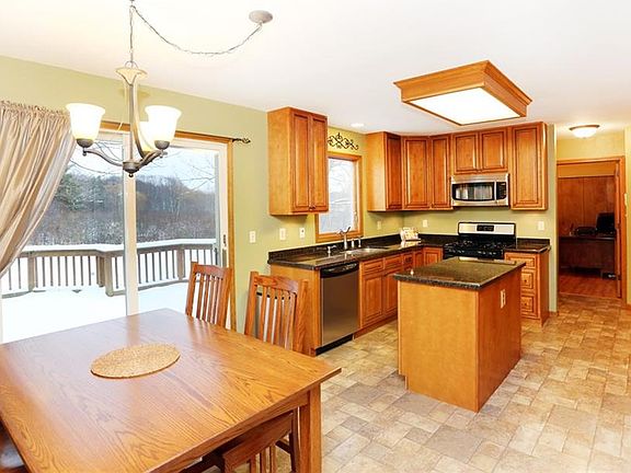 4th image of 14 Glencove Ct