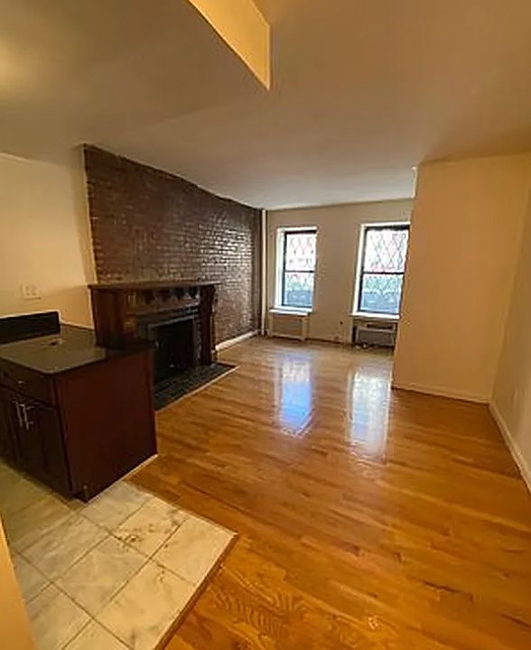 1st image of 28 W 83rd St APT 1