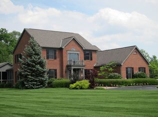 355 Larkspur Dr, Galloway, OH
