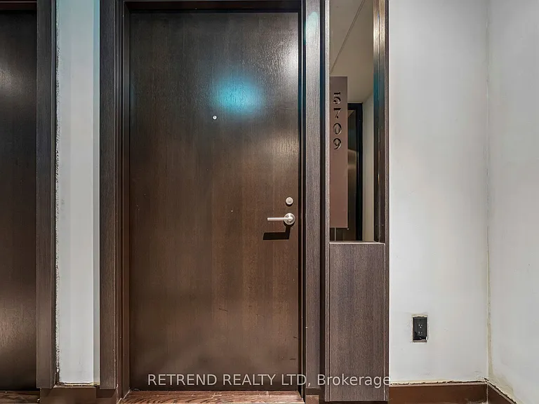 11 Yorkville Ave #5709 — Photo 9