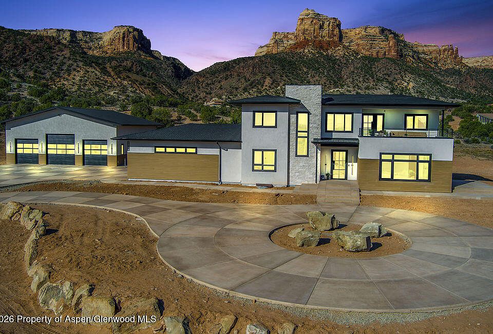 1st image of 2216 Rimrock Rd