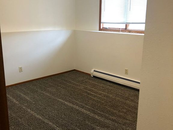 5th image of 317 S 1st St #2