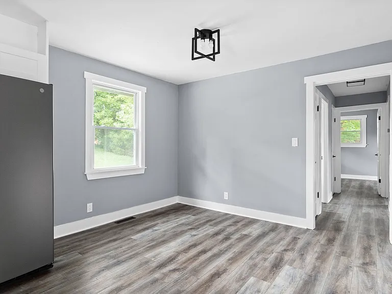219 Kirby Dr — Photo 14