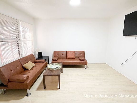 4th image of 5005 Avenue W #4