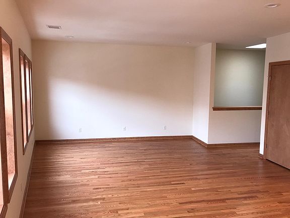 Spacious, open living room/dining room