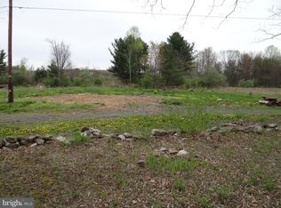 Mountain Rd, Schuylkill haven, PA 17963