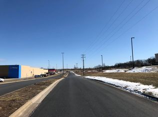 302 E Dyer St #1, Aurora, MO 65605