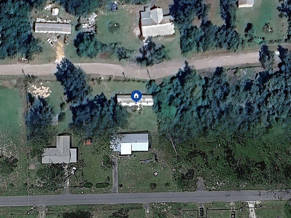 2nd image of 20885 NE Gum St