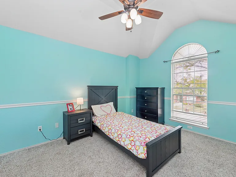5909 Vineyard Ln — Photo 20