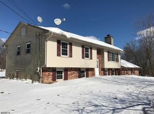 17 Gunn Rd, Branchville, NJ 07826