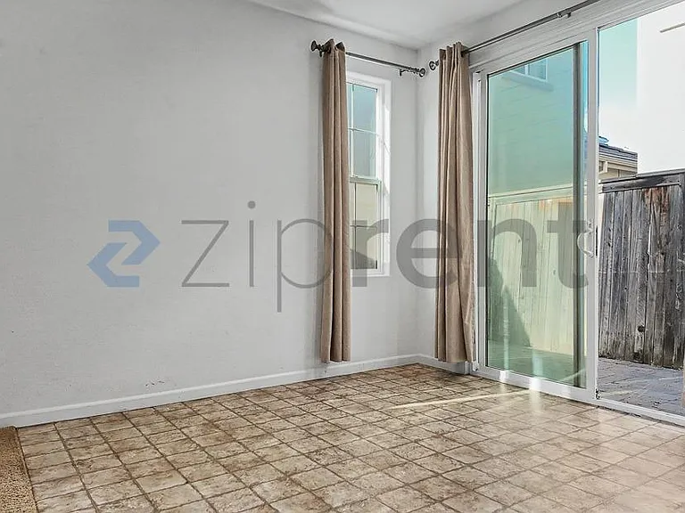 8464 Roseto Rd — Photo 11