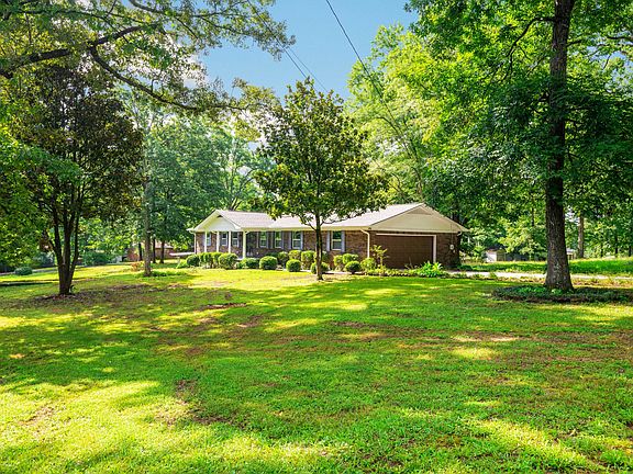 4th image of 3535 Georgetown Dr NW