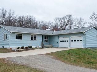 10610 Coopersfield Rd, Chelsea, MI 48118
