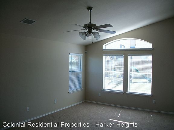 3rd image of 5408 Red Pine Dr