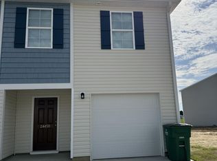 2445-2445 B Brookville Dr, Greenville, NC 27834