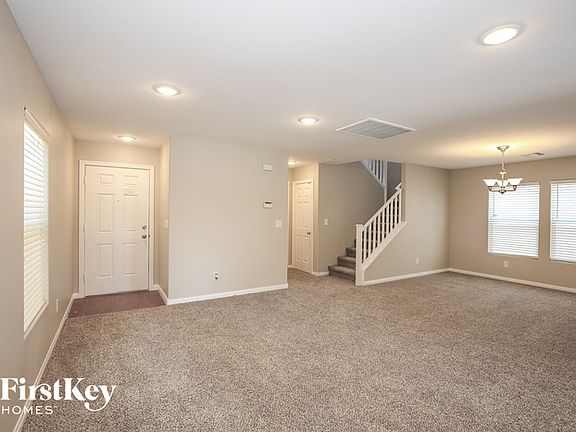 2nd image of 5216 Country Retreat Ct