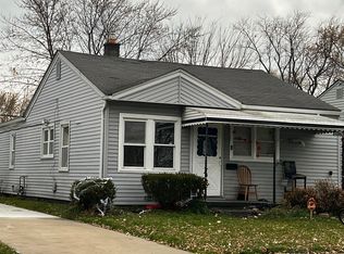 13847 Hendricks Ave, Warren, MI 48089