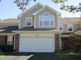 328 E Tall Oaks Ln, Itasca, IL 60143