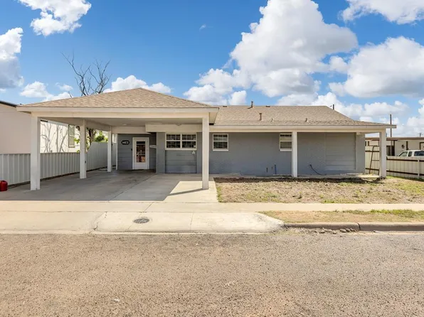 1423 Shannon Dr, Kermit, TX 79745