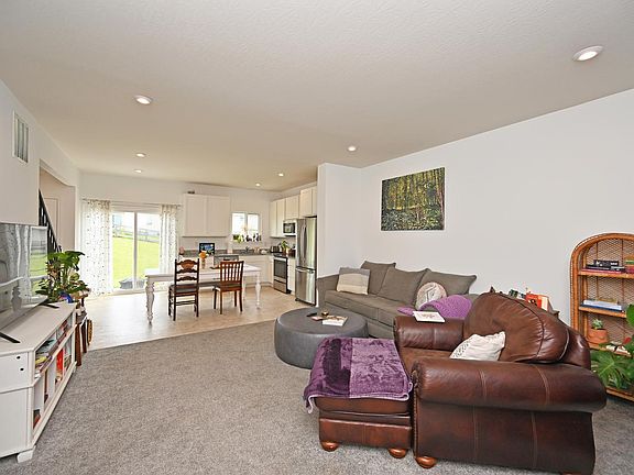 2nd image of 12860 Sycamore Creek Dr