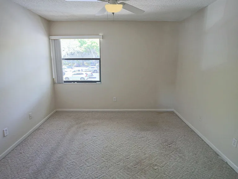 40 Andalusia Ct #40 — Photo 19
