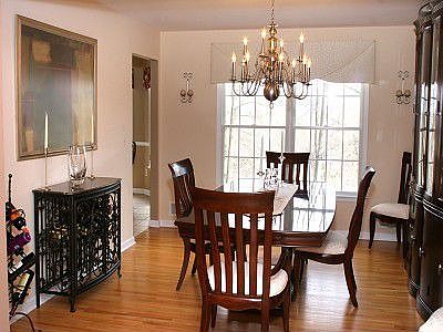 Formal Dining Room 