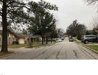 5th image of 1641 Kingston Dr