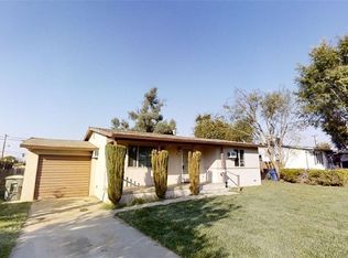 2493 Vasquez Pl, Riverside, CA 92507