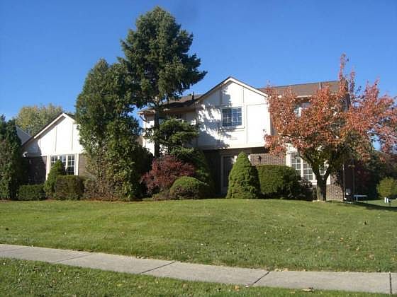 1st image of 2372 Claymont Dr