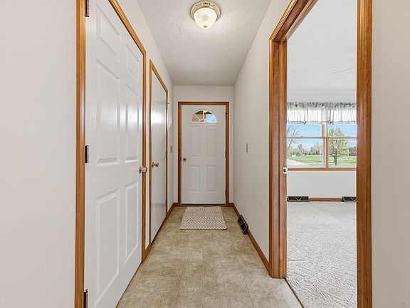 2nd image of 61 McCullough Blvd