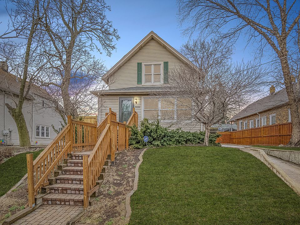 1st image of 2656 Vermont St