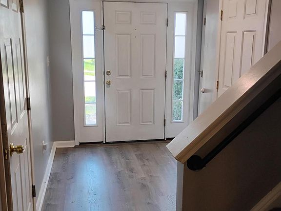 3rd image of 412 Green Hill Rd #24