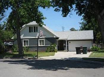 1st image of 542 E Florence Ave