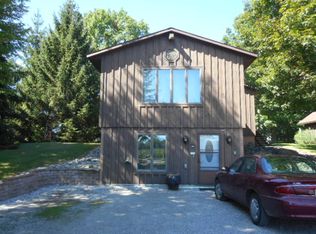 2352 Flajole Rd, Rhodes, MI 48652