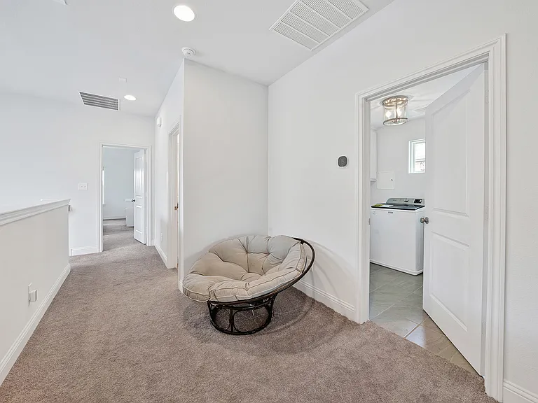 1008 Bolden Ave — Photo 3