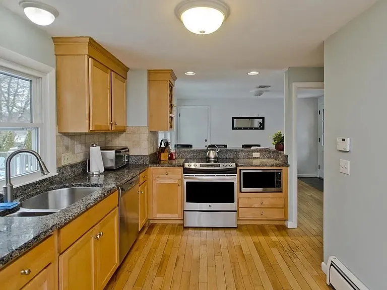 128 Birch Rd — Photo 9